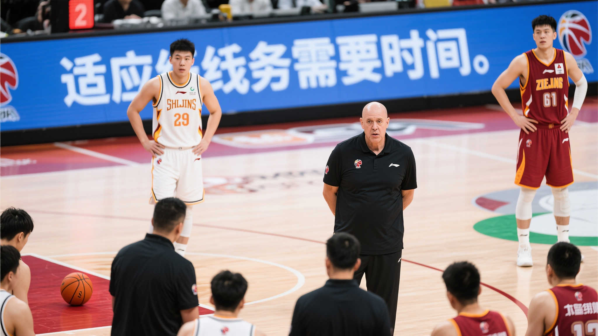 适应战术需要时间： 每个教练都有自己的战术体系，新